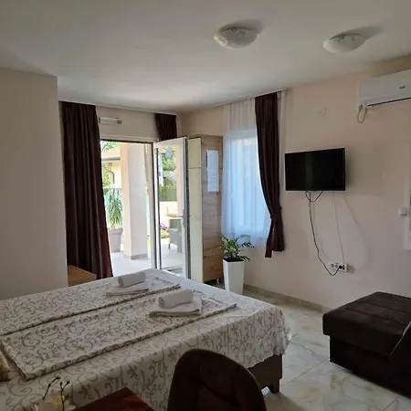 Nataly M Veliko Gradiste